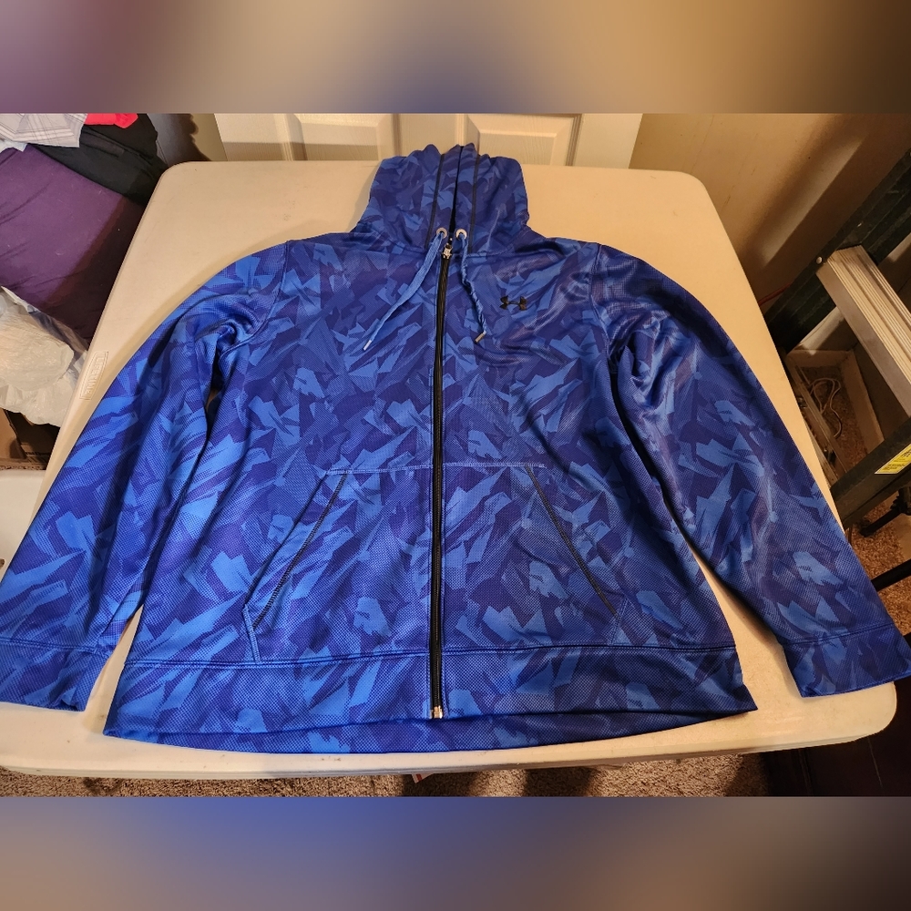 Under Armour hoodie